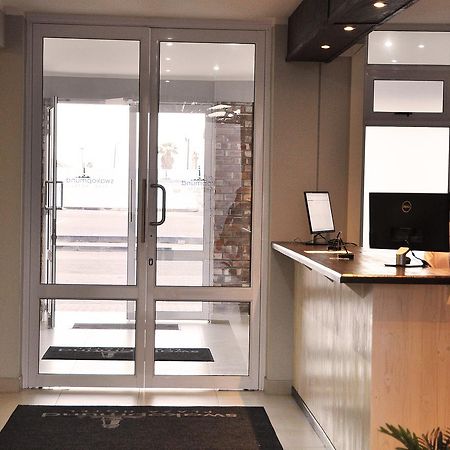 Swakopmund Plaza Hotel Ngoại thất bức ảnh