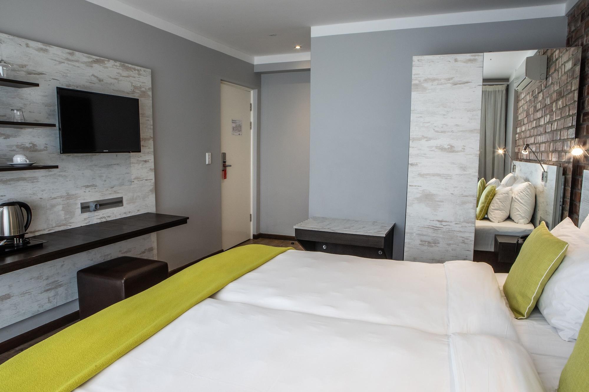 Swakopmund Plaza Hotel Ngoại thất bức ảnh