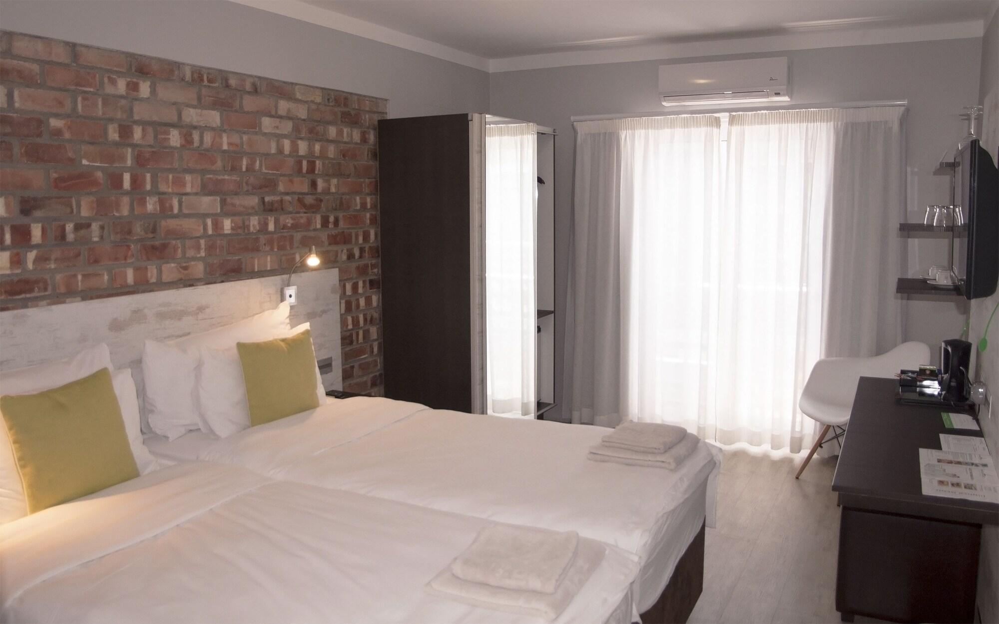 Swakopmund Plaza Hotel Ngoại thất bức ảnh