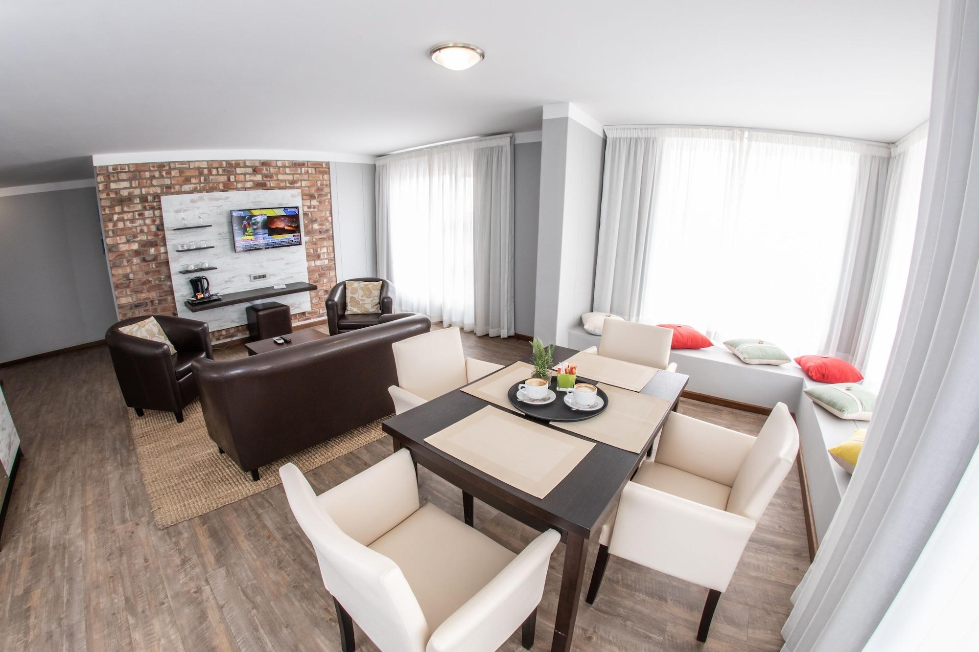 Swakopmund Plaza Hotel Ngoại thất bức ảnh