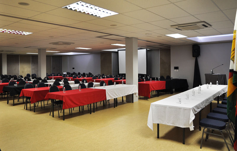 Swakopmund Plaza Hotel Ngoại thất bức ảnh