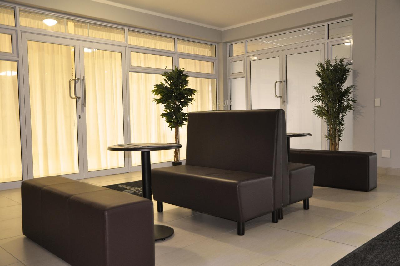 Swakopmund Plaza Hotel Ngoại thất bức ảnh