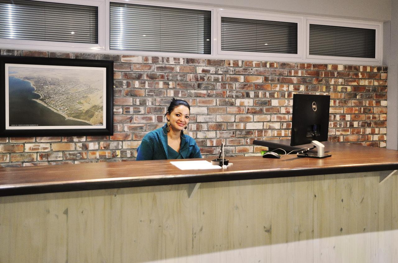 Swakopmund Plaza Hotel Ngoại thất bức ảnh