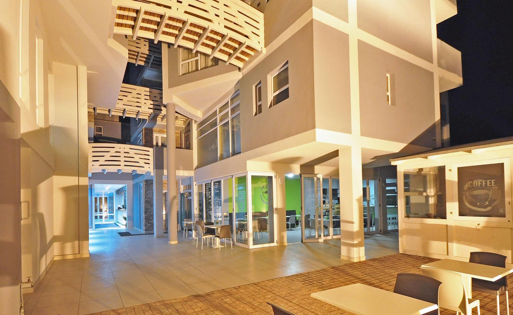 Swakopmund Plaza Hotel Ngoại thất bức ảnh